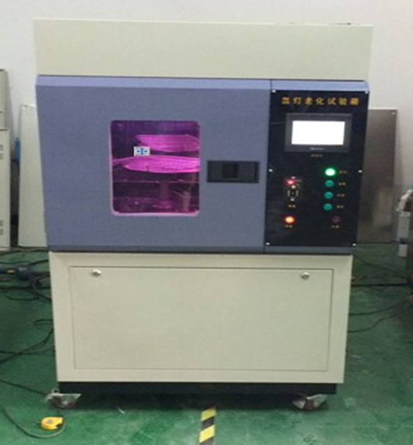 導(dǎo)致氙燈老化箱溫度無(wú)法恒定的原因