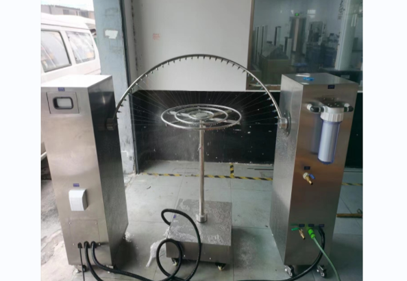 淋雨試驗(yàn)箱式的與開(kāi)放式的差別