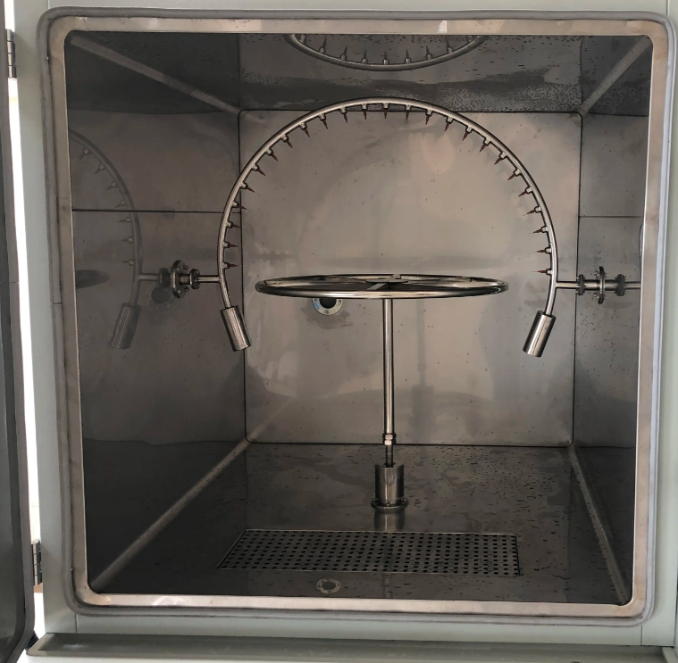 淋雨試驗箱內部示意圖
