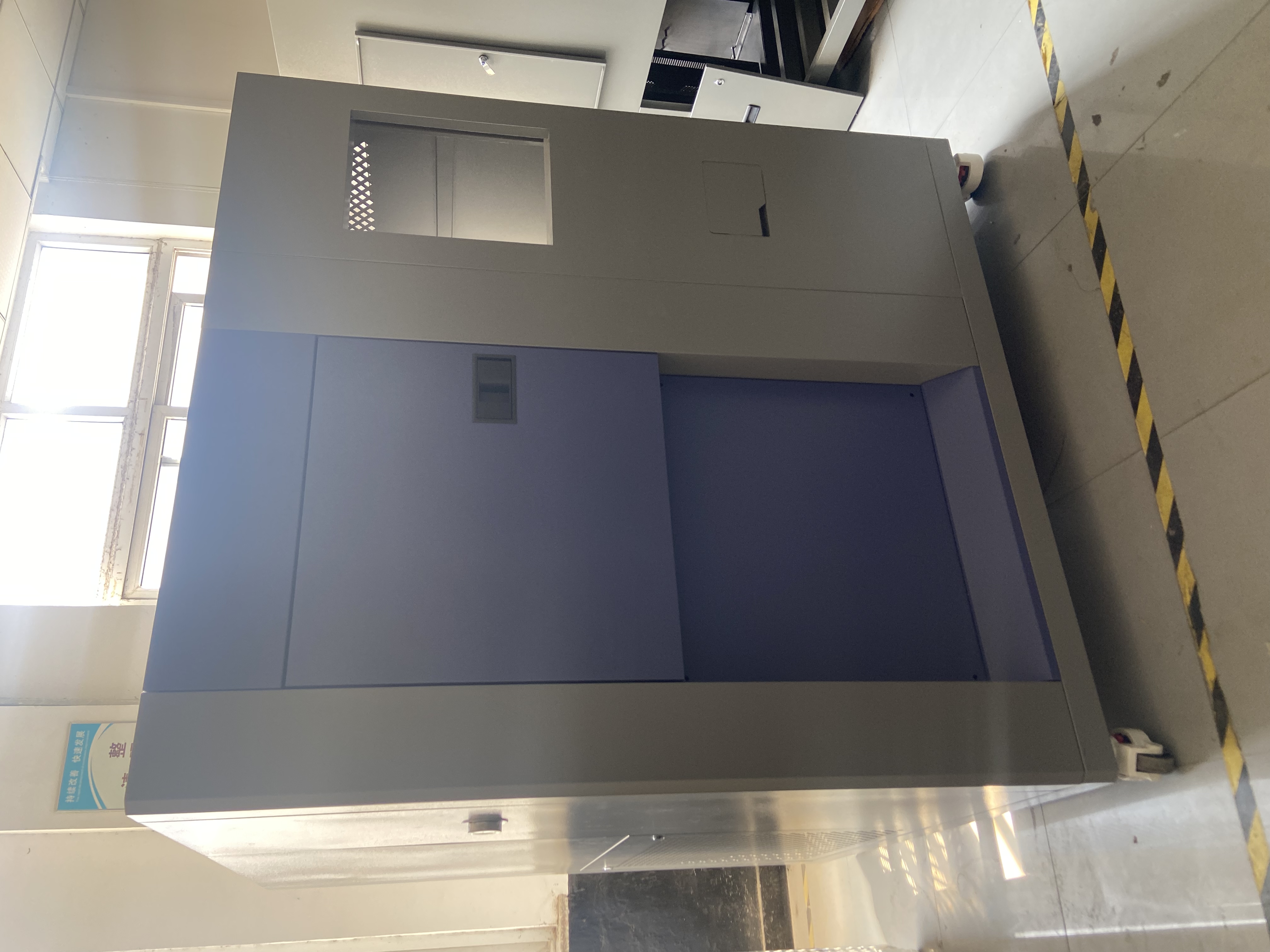 三箱冷熱沖擊試驗箱示意圖